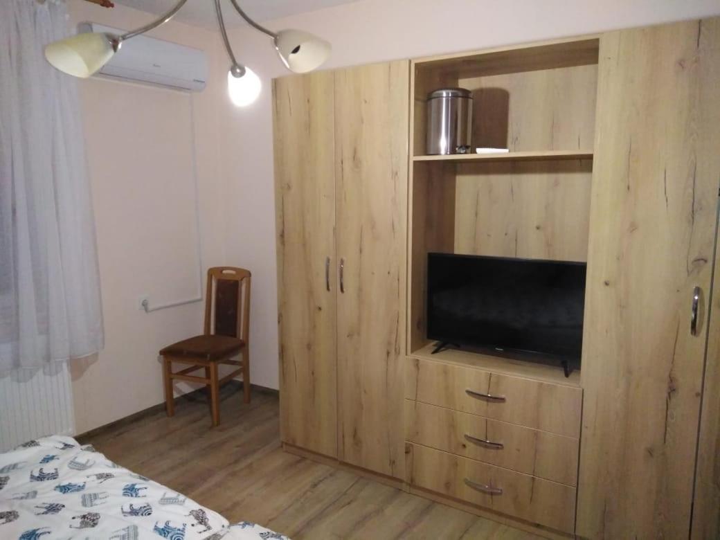 Ferienwohnung Evelin Sobe Backa Topola Exterior foto